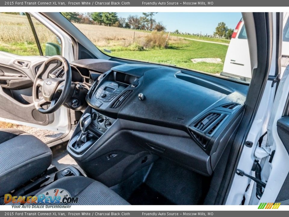 2015 Ford Transit Connect XL Van Frozen White / Charcoal Black Cloth Photo #29
