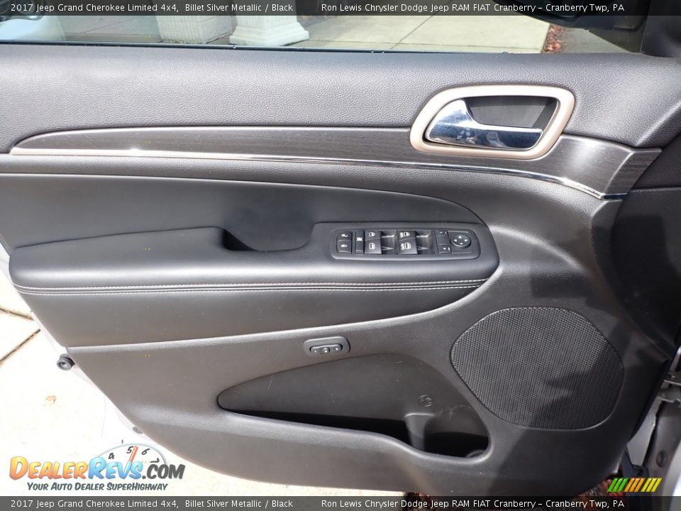 Door Panel of 2017 Jeep Grand Cherokee Limited 4x4 Photo #16