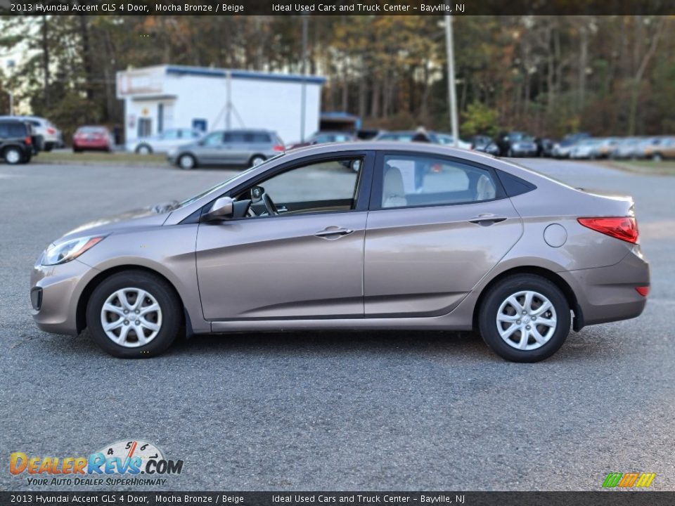 2013 Hyundai Accent GLS 4 Door Mocha Bronze / Beige Photo #2