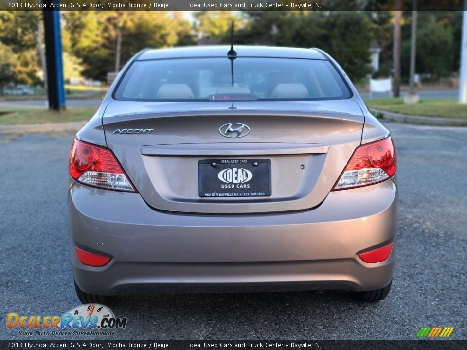 2013 Hyundai Accent GLS 4 Door Mocha Bronze / Beige Photo #4