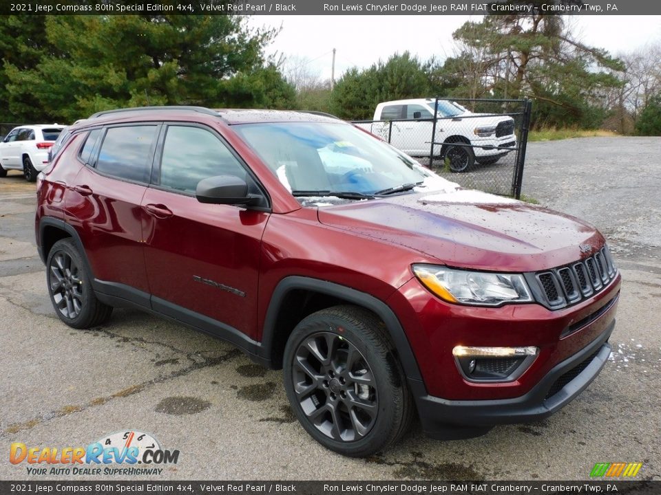 Front 3/4 View of 2021 Jeep Compass 80th Special Edition 4x4 Photo #3