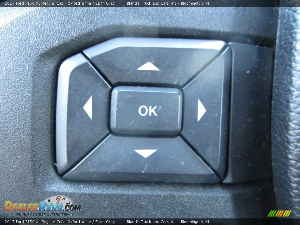 2017 Ford F150 XL Regular Cab Oxford White / Earth Gray Photo #15