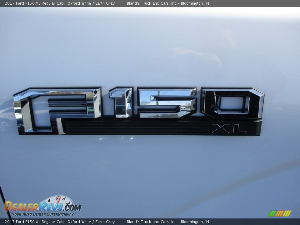 2017 Ford F150 XL Regular Cab Oxford White / Earth Gray Photo #30