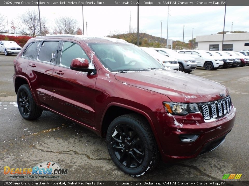 2020 Jeep Grand Cherokee Altitude 4x4 Velvet Red Pearl / Black Photo #3