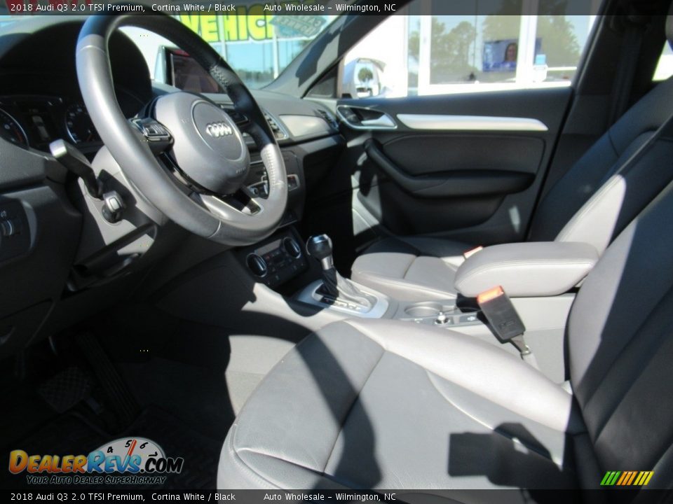 2018 Audi Q3 2.0 TFSI Premium Cortina White / Black Photo #9