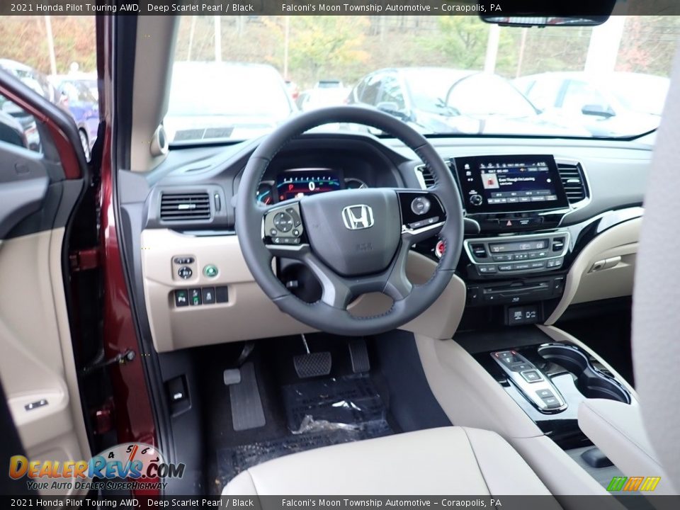 Dashboard of 2021 Honda Pilot Touring AWD Photo #11