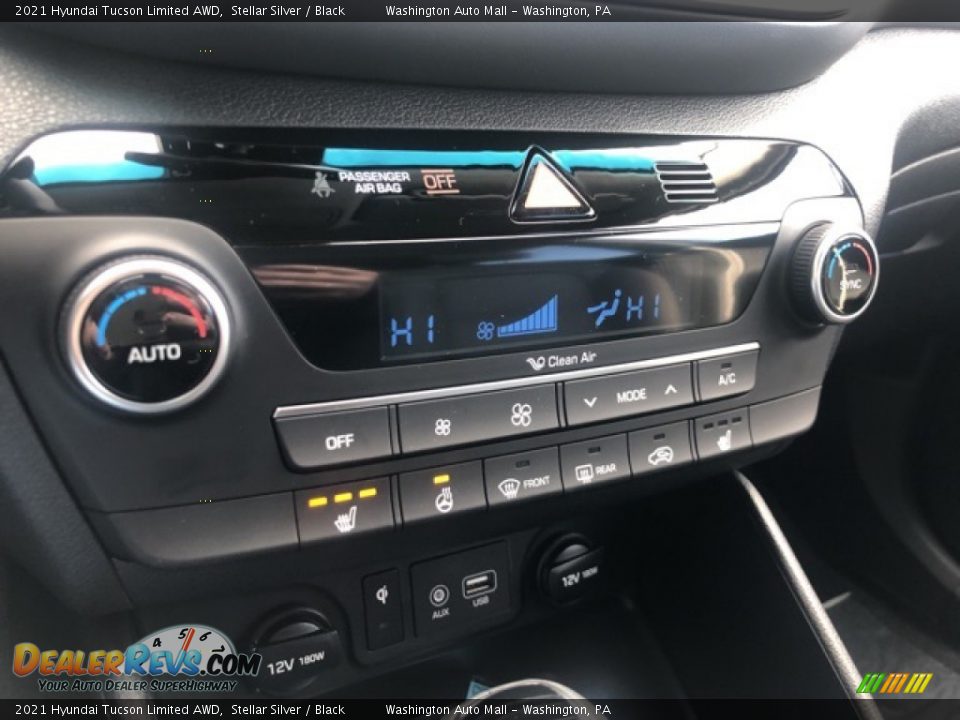Controls of 2021 Hyundai Tucson Limited AWD Photo #16