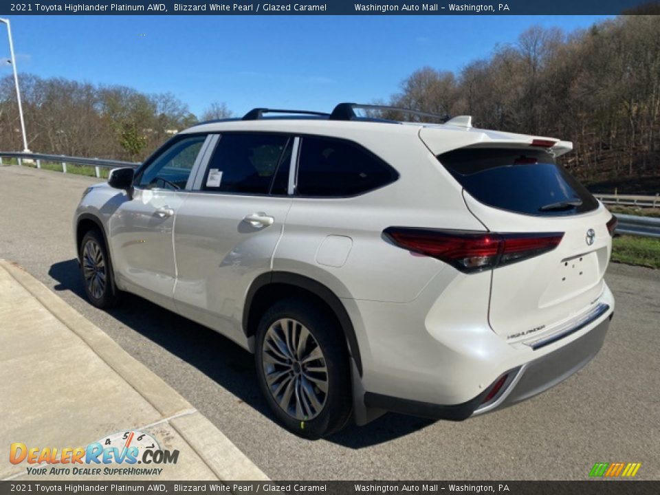 2021 Toyota Highlander Platinum AWD Blizzard White Pearl / Glazed Caramel Photo #2