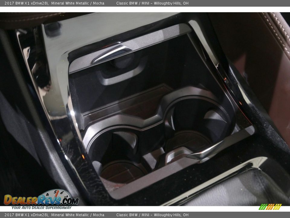 2017 BMW X1 xDrive28i Mineral White Metallic / Mocha Photo #21