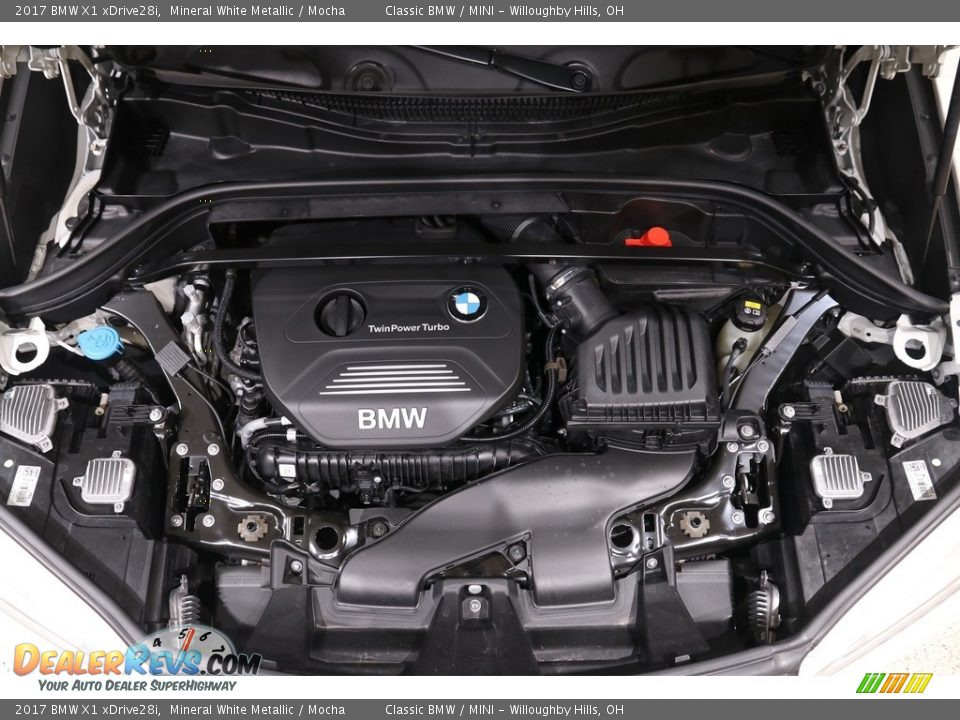 2017 BMW X1 xDrive28i Mineral White Metallic / Mocha Photo #31