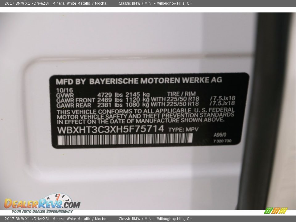 2017 BMW X1 xDrive28i Mineral White Metallic / Mocha Photo #33