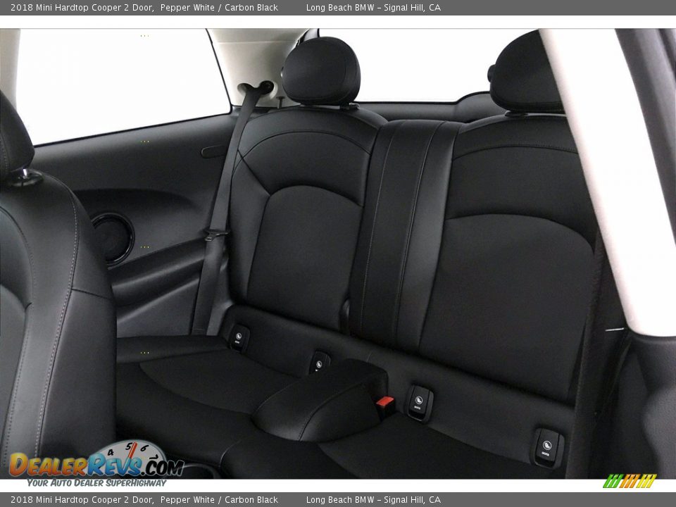 2018 Mini Hardtop Cooper 2 Door Pepper White / Carbon Black Photo #29