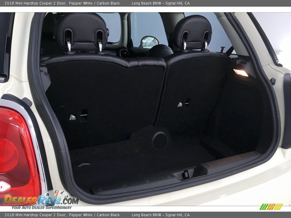 2018 Mini Hardtop Cooper 2 Door Pepper White / Carbon Black Photo #30