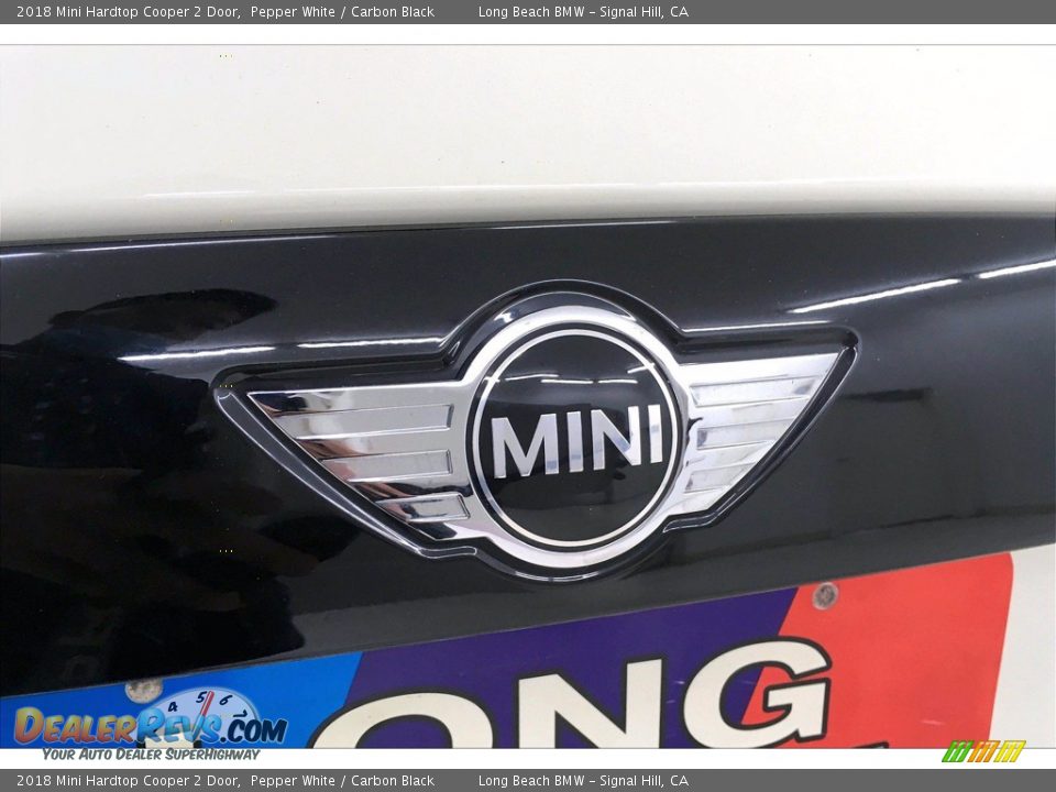 2018 Mini Hardtop Cooper 2 Door Pepper White / Carbon Black Photo #32