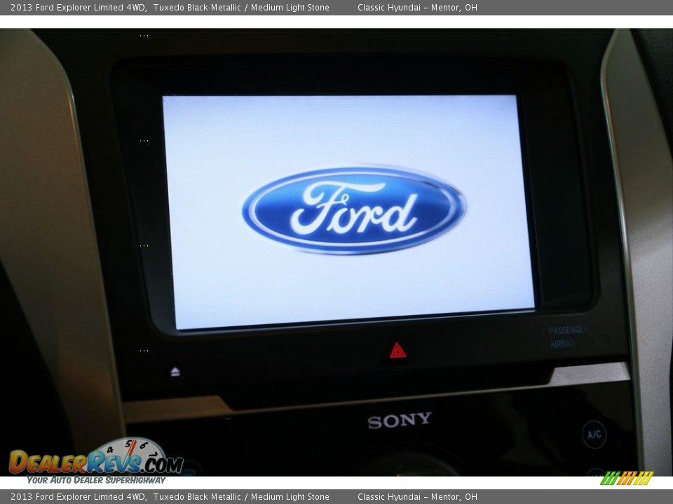2013 Ford Explorer Limited 4WD Tuxedo Black Metallic / Medium Light Stone Photo #9