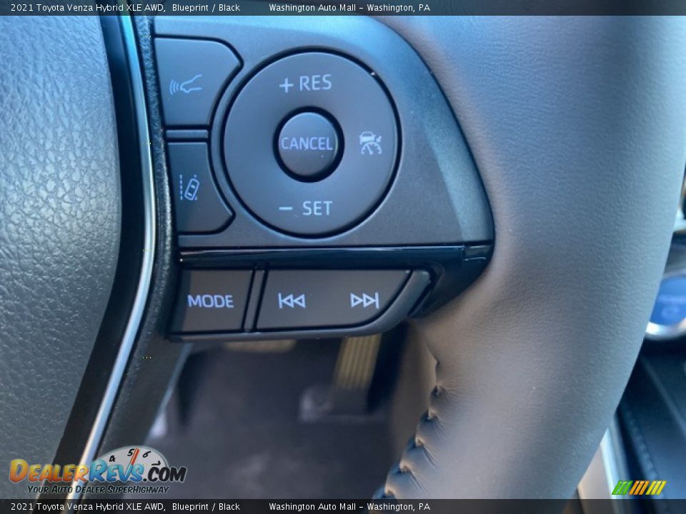 2021 Toyota Venza Hybrid XLE AWD Steering Wheel Photo #8