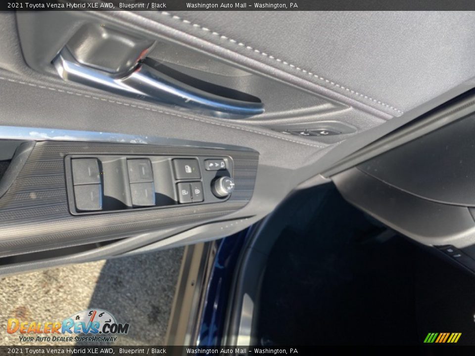 2021 Toyota Venza Hybrid XLE AWD Blueprint / Black Photo #22