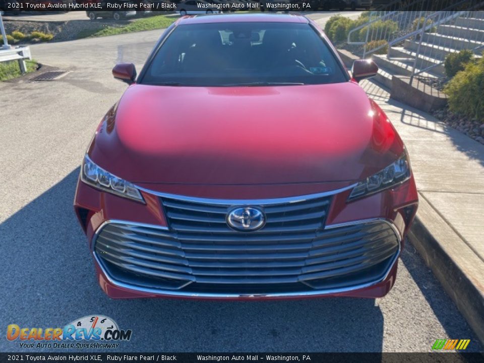 2021 Toyota Avalon Hybrid XLE Ruby Flare Pearl / Black Photo #13