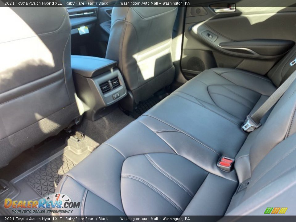 Rear Seat of 2021 Toyota Avalon Hybrid XLE Photo #25