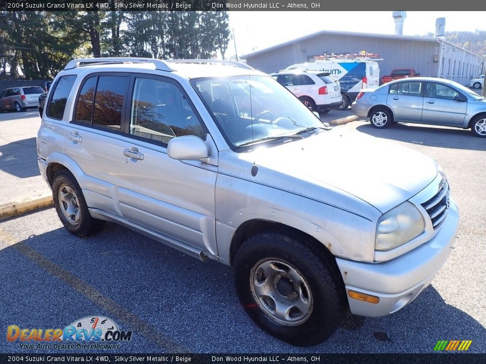 2004 Suzuki Grand Vitara LX 4WD Silky Silver Metallic / Beige Photo #2