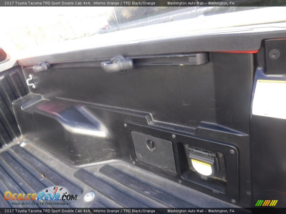 2017 Toyota Tacoma TRD Sport Double Cab 4x4 Inferno Orange / TRD Black/Orange Photo #19
