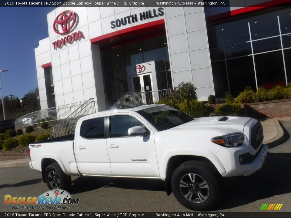 2016 Toyota Tacoma TRD Sport Double Cab 4x4 Super White / TRD Graphite Photo #2