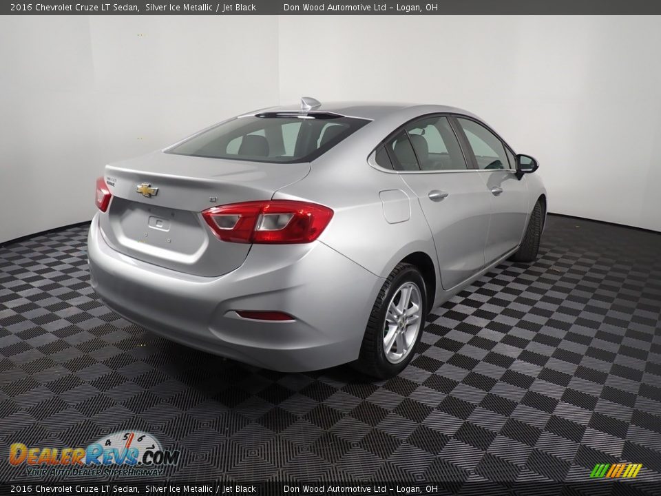 2016 Chevrolet Cruze LT Sedan Silver Ice Metallic / Jet Black Photo #15