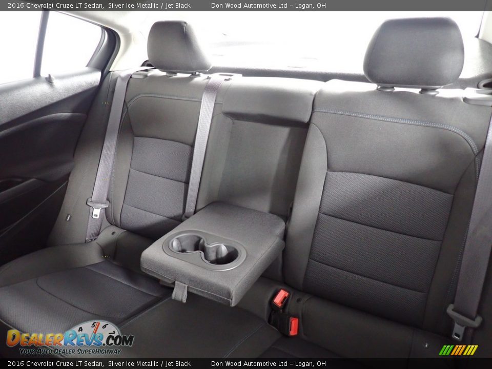 Rear Seat of 2016 Chevrolet Cruze LT Sedan Photo #31