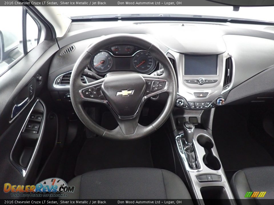 Jet Black Interior - 2016 Chevrolet Cruze LT Sedan Photo #34