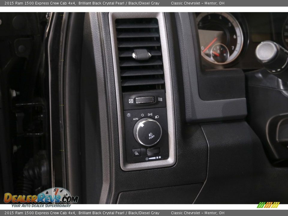 Controls of 2015 Ram 1500 Express Crew Cab 4x4 Photo #6