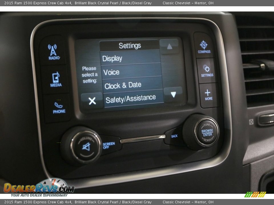 Controls of 2015 Ram 1500 Express Crew Cab 4x4 Photo #16