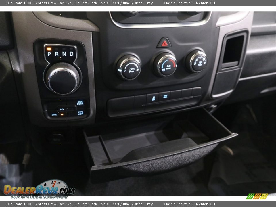 2015 Ram 1500 Express Crew Cab 4x4 Brilliant Black Crystal Pearl / Black/Diesel Gray Photo #19