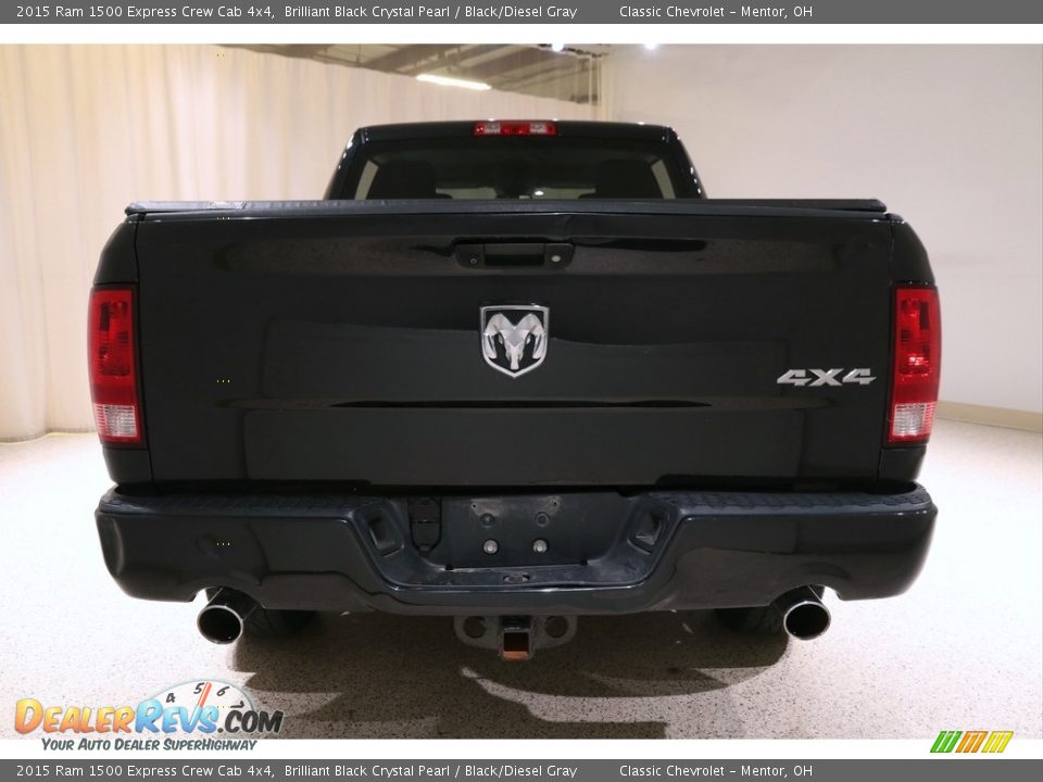 2015 Ram 1500 Express Crew Cab 4x4 Brilliant Black Crystal Pearl / Black/Diesel Gray Photo #26