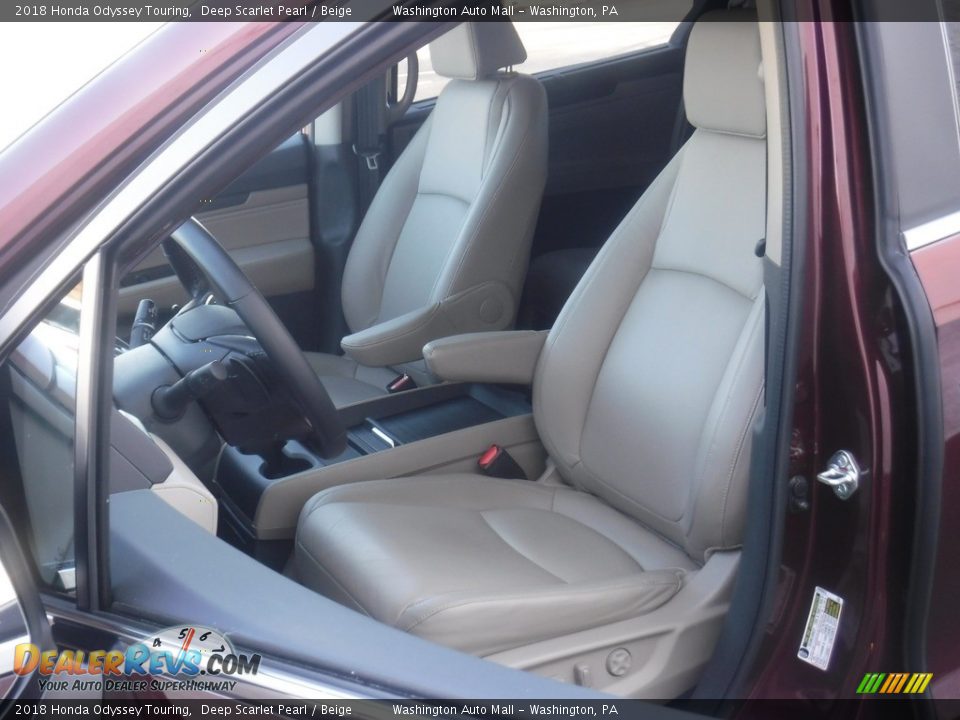 2018 Honda Odyssey Touring Deep Scarlet Pearl / Beige Photo #18