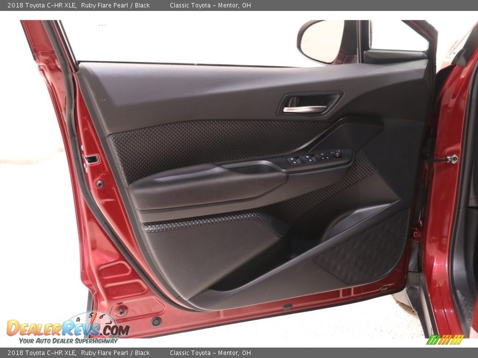 2018 Toyota C-HR XLE Ruby Flare Pearl / Black Photo #4