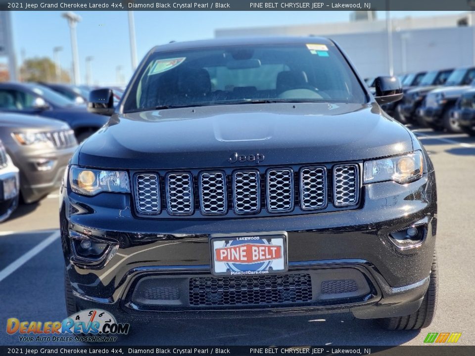 2021 Jeep Grand Cherokee Laredo 4x4 Diamond Black Crystal Pearl / Black Photo #3