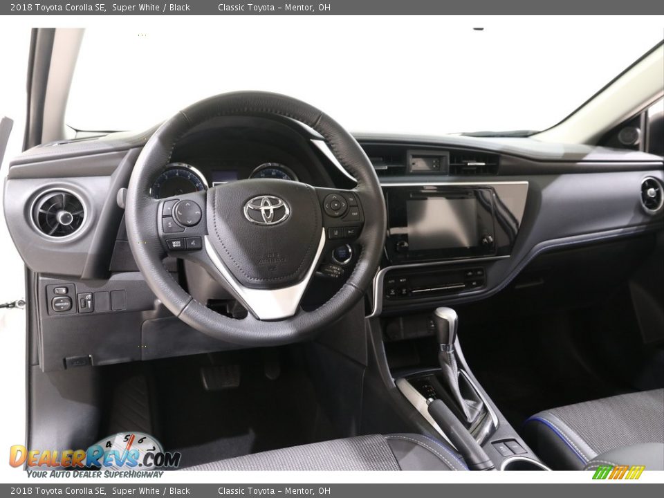 2018 Toyota Corolla SE Super White / Black Photo #6