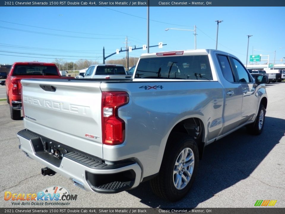 2021 Chevrolet Silverado 1500 RST Double Cab 4x4 Silver Ice Metallic / Jet Black Photo #4