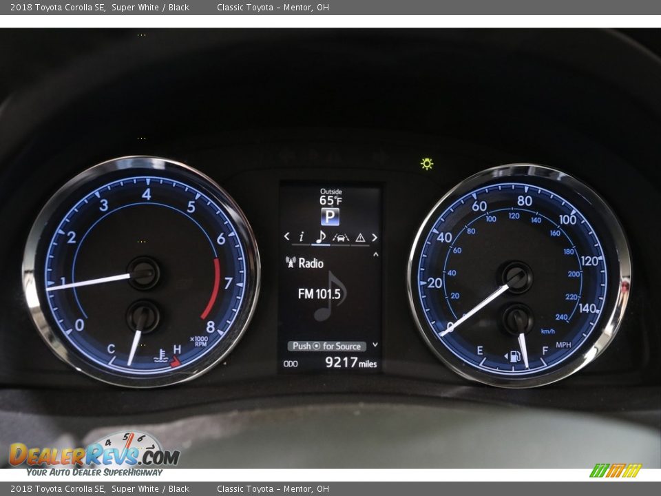 2018 Toyota Corolla SE Super White / Black Photo #8