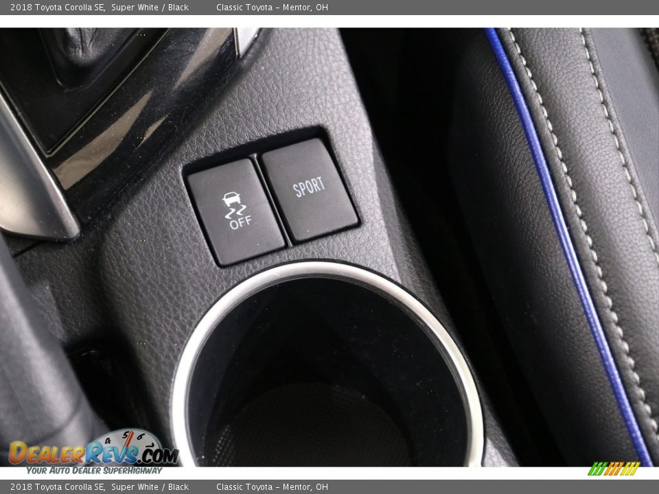 2018 Toyota Corolla SE Super White / Black Photo #14