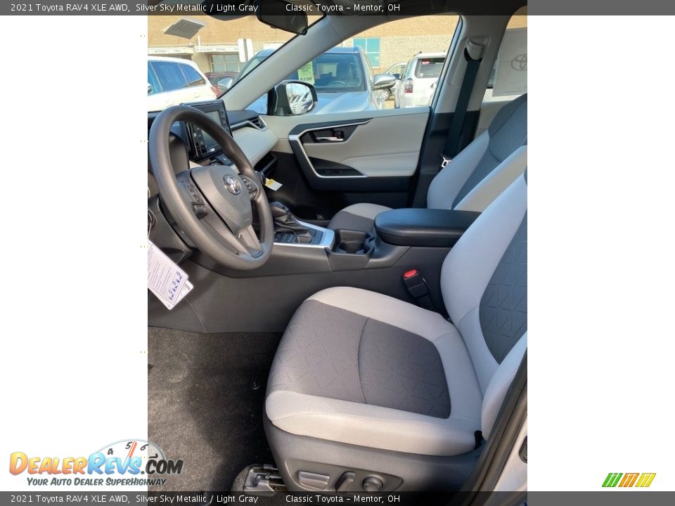 2021 Toyota RAV4 XLE AWD Silver Sky Metallic / Light Gray Photo #2