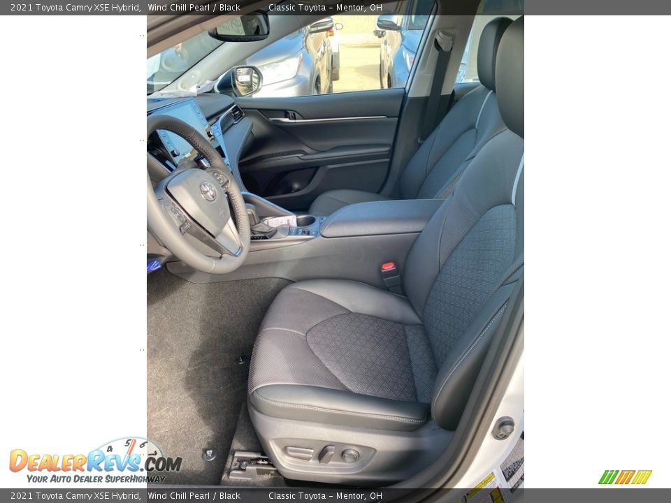 2021 Toyota Camry XSE Hybrid Wind Chill Pearl / Black Photo #2