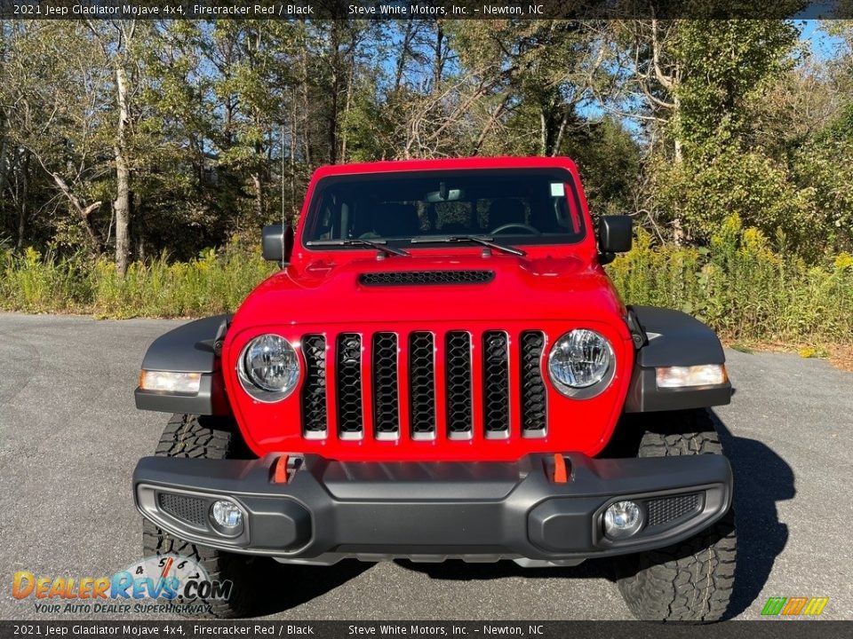 2021 Jeep Gladiator Mojave 4x4 Firecracker Red / Black Photo #3