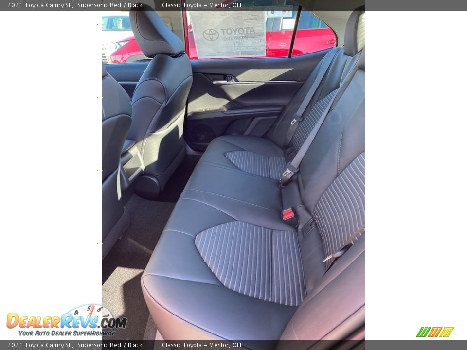 2021 Toyota Camry SE Supersonic Red / Black Photo #3