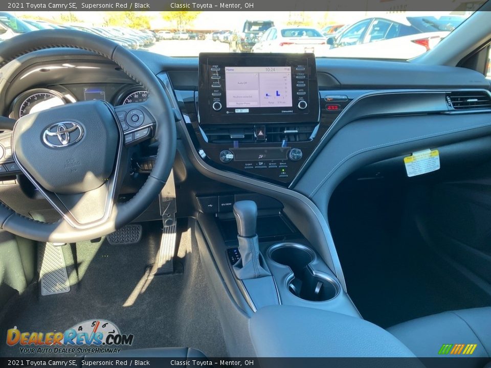 2021 Toyota Camry SE Supersonic Red / Black Photo #4