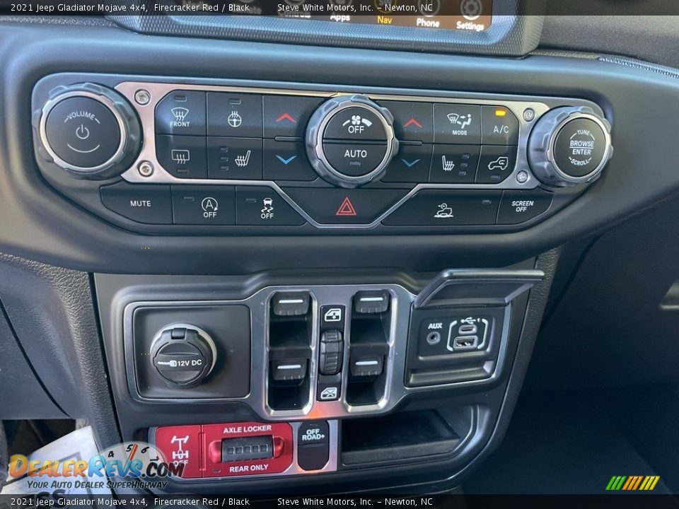 Controls of 2021 Jeep Gladiator Mojave 4x4 Photo #27