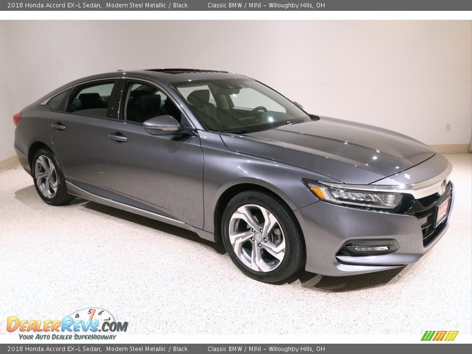 Front 3/4 View of 2018 Honda Accord EX-L Sedan Photo #1