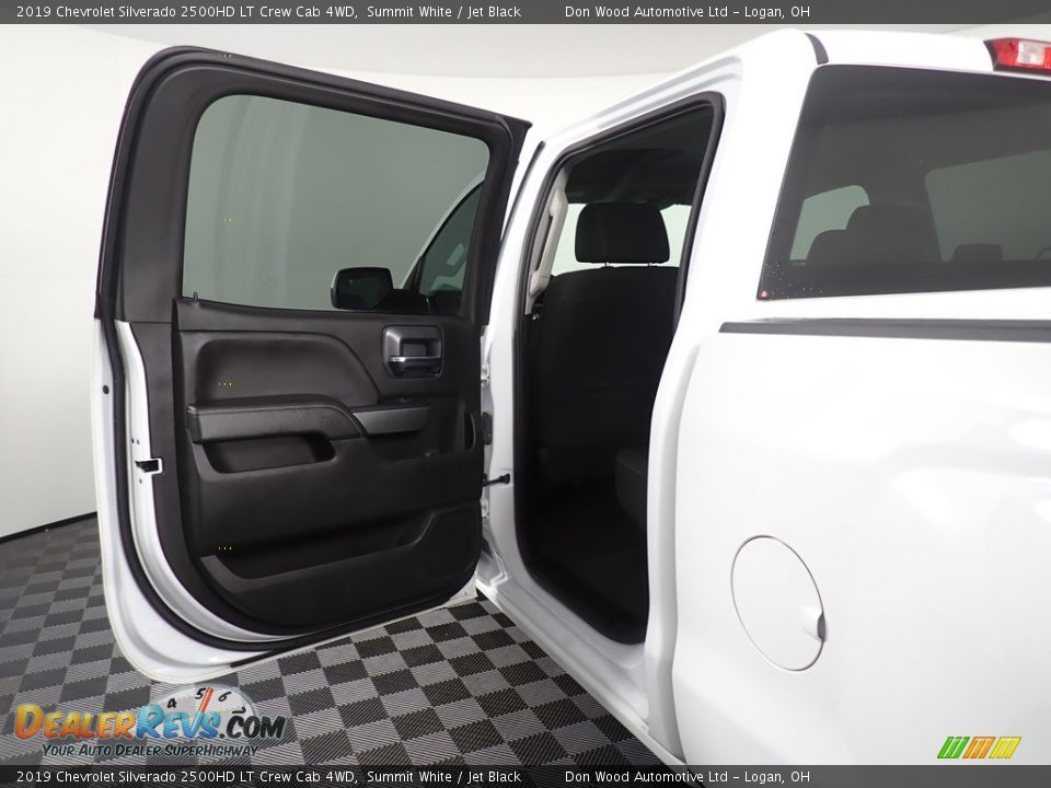 2019 Chevrolet Silverado 2500HD LT Crew Cab 4WD Summit White / Jet Black Photo #31