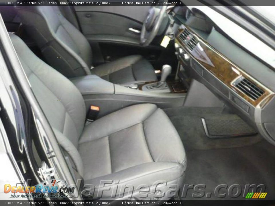 2007 BMW 5 Series 525i Sedan Black Sapphire Metallic / Black Photo #13