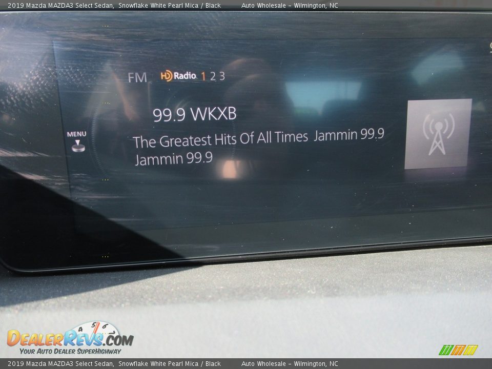 2019 Mazda MAZDA3 Select Sedan Snowflake White Pearl Mica / Black Photo #16